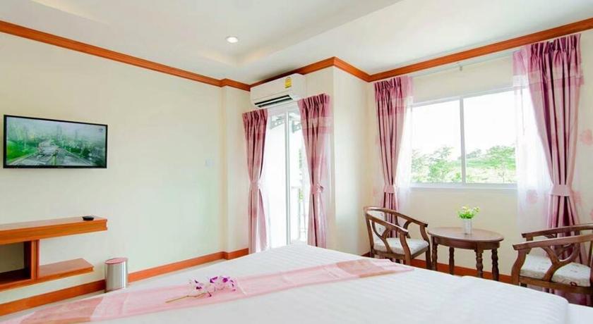 Фото: Улучшенный номер King (Superior King Room) 6