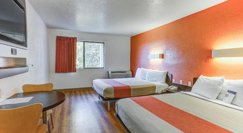 Motel 6-Portland, OR - Tigard West