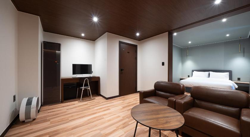 가평 가평 호텔 그라체 (Gapyeong hotel GRAZIE) 3성급 호텔 외관