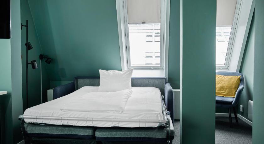 Image of Smart Deluxe Room 4