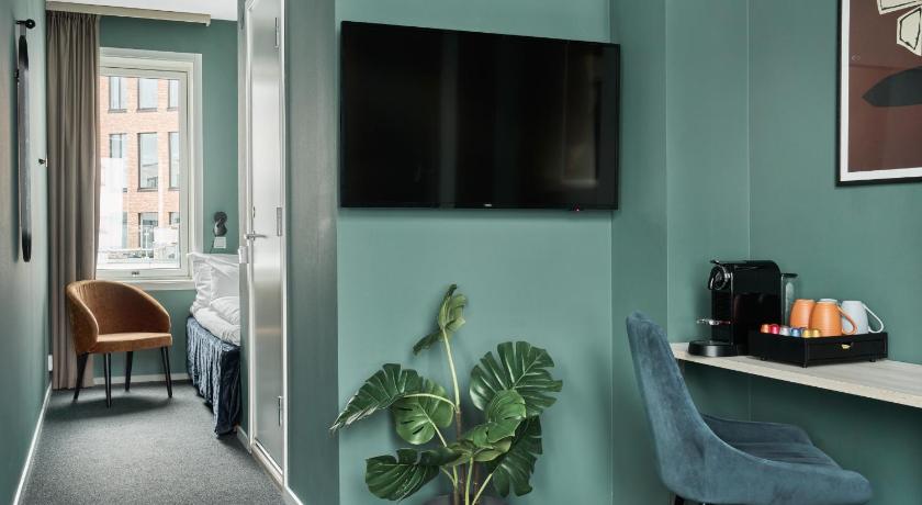 Image of Smart Deluxe Room 3