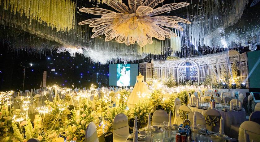 ハイズオン Nam Cuong Hai Duong Hotel 4つ星 ホテル 外観