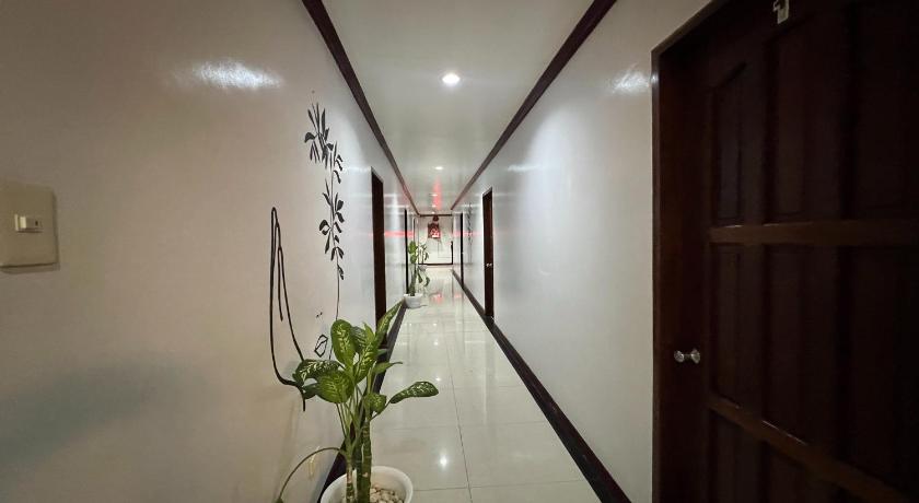 Gilin Suites Puerto Princesa Palawan - image 15