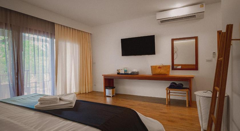 Image of Garden Deluxe 8