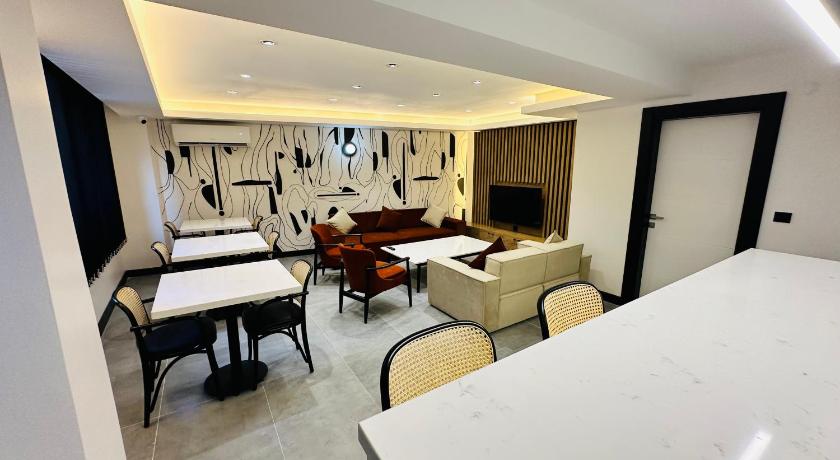 Rose Point Residence - image 4
