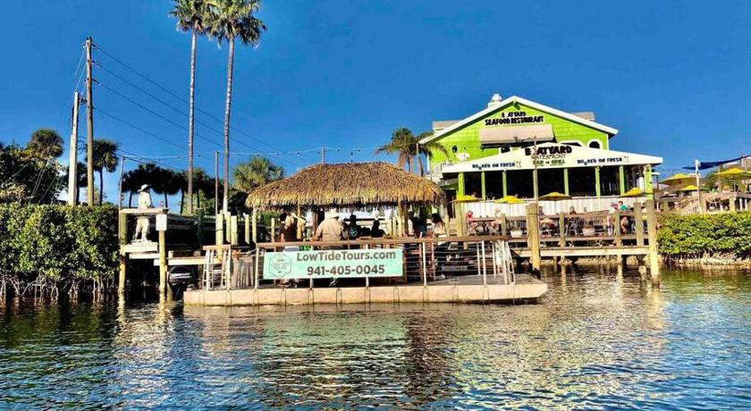 시에스타 키 (FL) Pool View, One Bedroom Walk To Beach Daily Rentals 3성급 숙소 수영장