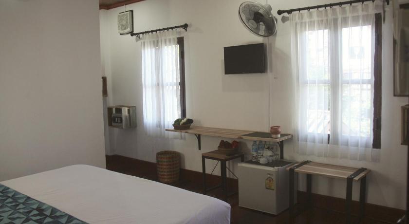 Image of Family Room 7