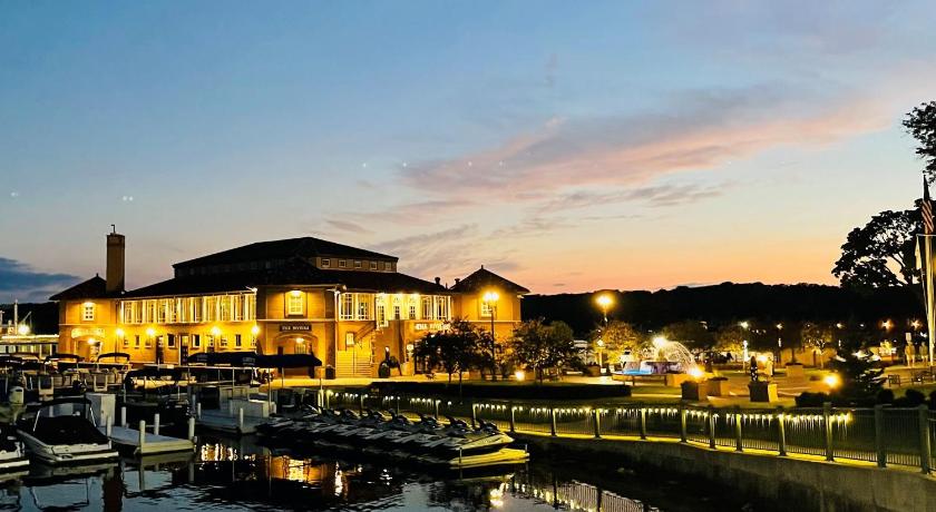 Lake Geneva (WI) Geneva Wells Inn 2-Star Accommodation exterior