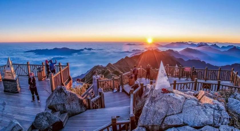 サパ Nhât's Sapa Central Hostel 2つ星 ホテル 外観