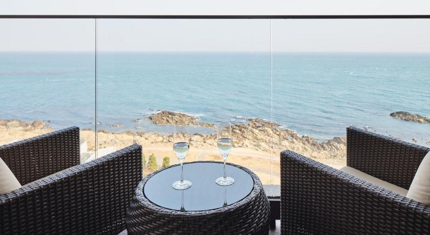 Imatge de Cabin B Ocean View King Bed 1