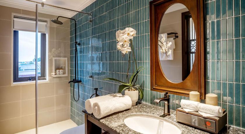 Image of Junior Suite 12
