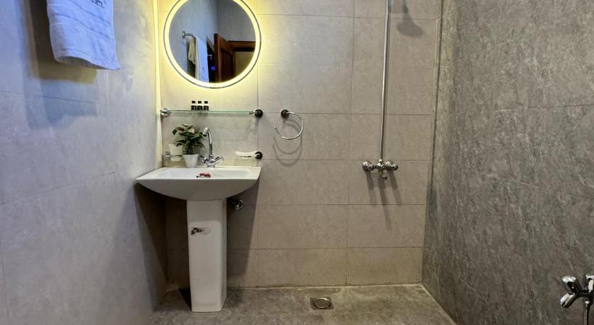 The Hermes Hotel & Backpackers Hostel - image 10
