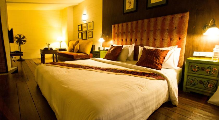 Image of Deluxe Double Bed 3