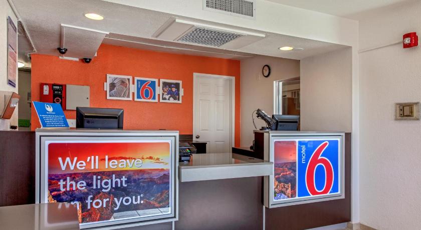 Motel 6-Phoenix, AZ - North Bell Road