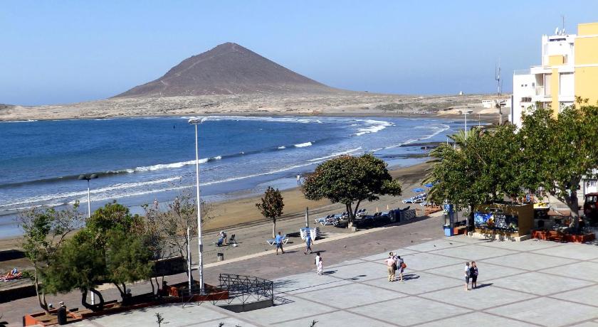 Apartamentos Medano - Playa Grande photo