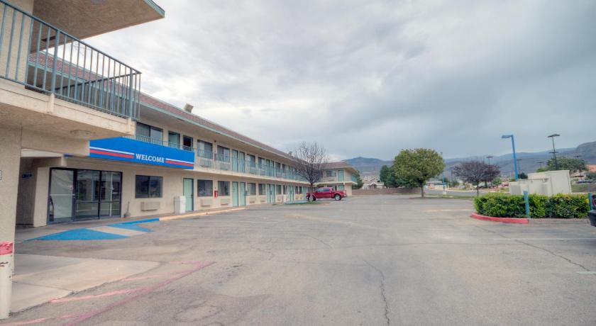 Motel 6-Alamogordo, NM