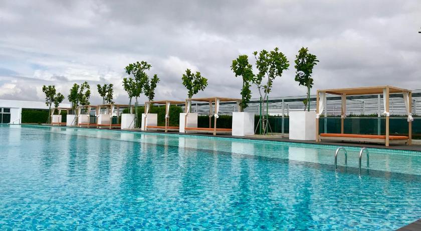 코타키나발루 LL 프리미어 스위트 수테라 애비뉴 시티 센터 (LL Premier Suites Sutera Avenue City Centre) 4성급 게스트하우스 레스토랑