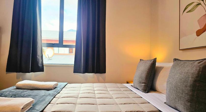 รูปของห้องเตียงควีนไซส์พร้อมห้องน้ำส่วนตัว (Queen Room with Private Bathroom) 10