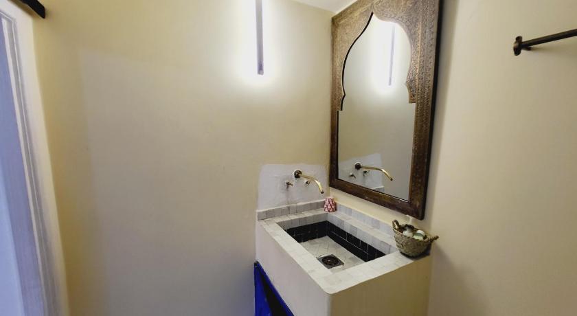 Image of Mauve Double Room 12