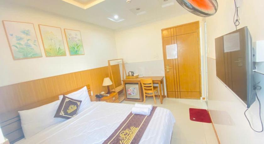 Ho Chi Minh City KHÁCH SẠN PHÚ HƯNG 2-Star Hotel exterior