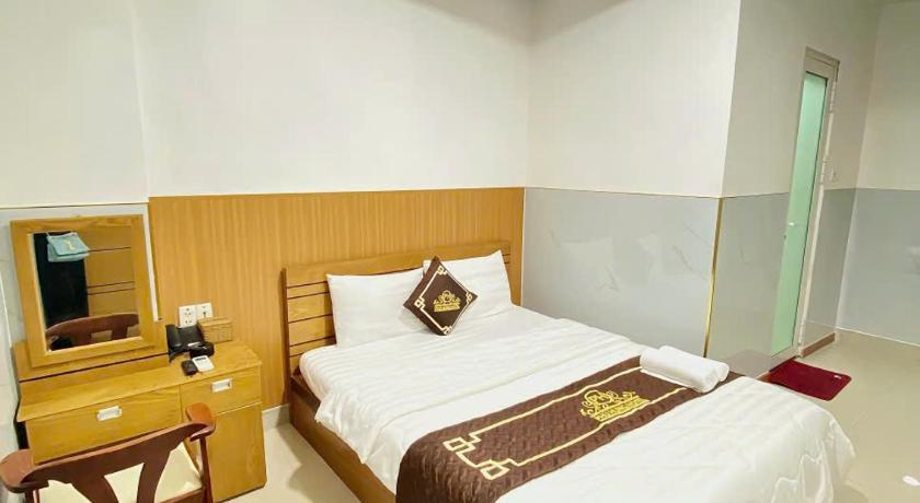 Ho Chi Minh City KHÁCH SẠN PHÚ HƯNG 2-Star Hotel pool