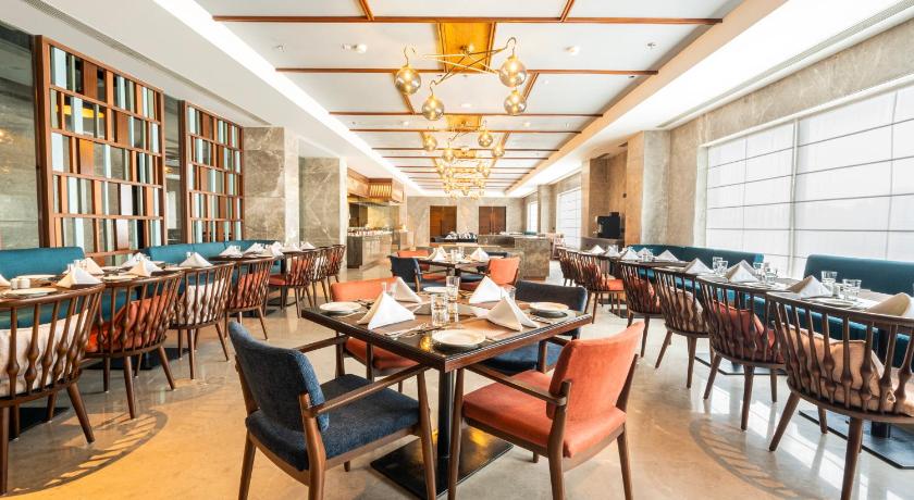 Radisson Hotel Vrindavan - image 9