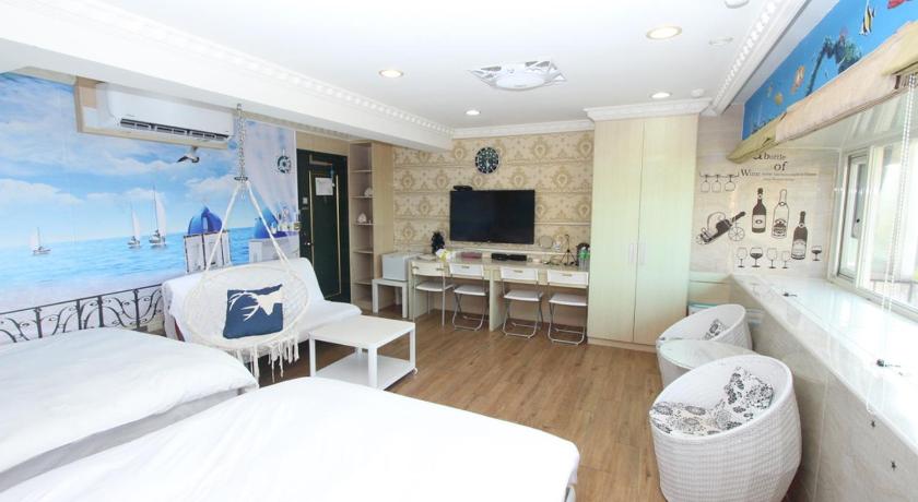 Image of Double Room with Sea View 10