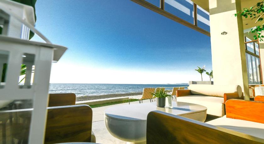 Tana Beach Villas - image 14