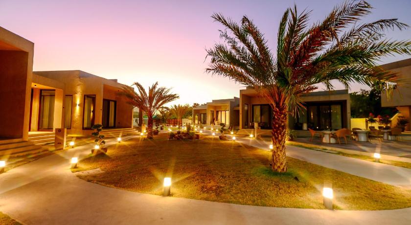 Tana Beach Villas - image 11