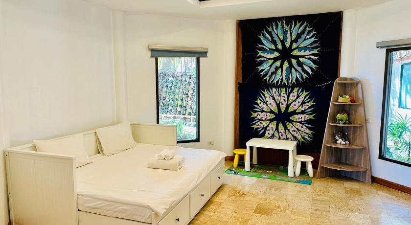 Image of Family Suite Sea View 10