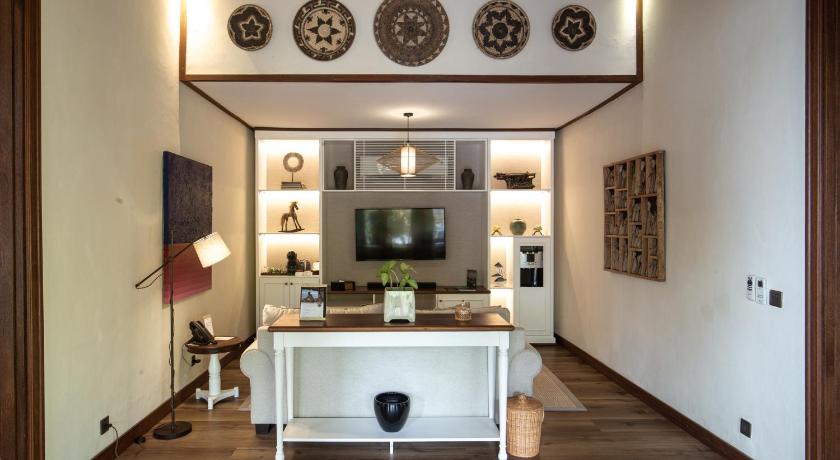 Image of Two Bedroom Limasan Beachfront Residence 12