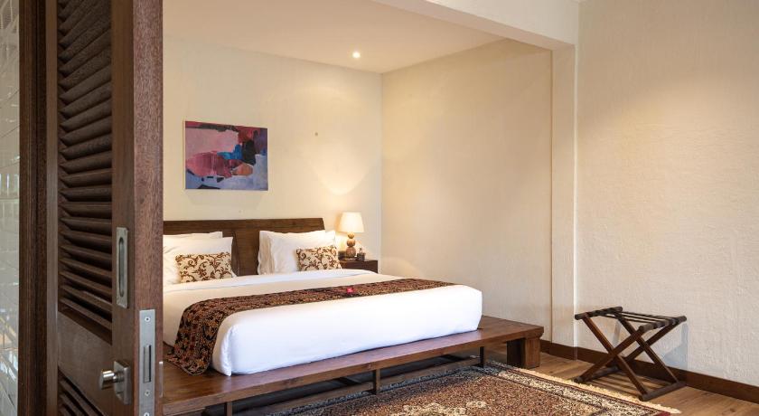Image of Two Bedroom Limasan Beachfront Residence 11