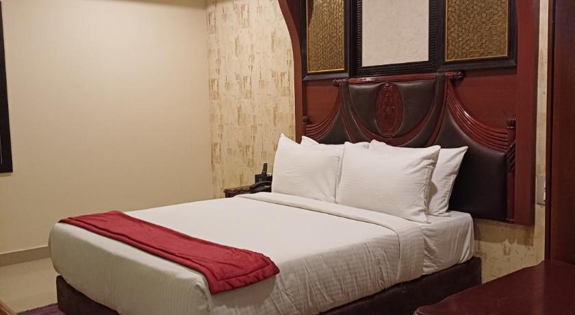 Image of Grand Suite 8