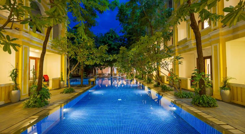 La Residence Watbo Hotel - image 13