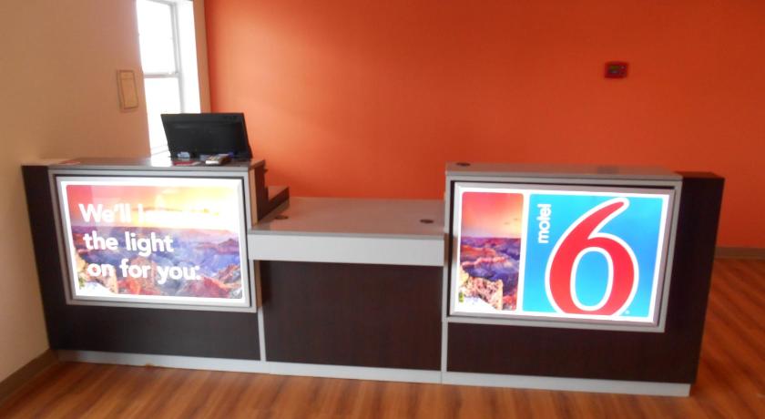 Motel 6-Jourdanton, TX photo