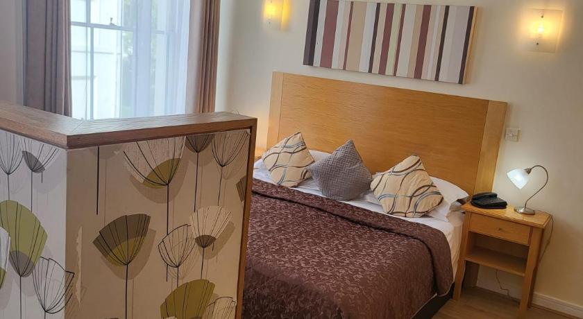 Image of Luxury Studio Suite 8