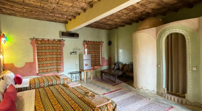 Imagen de Habitación Familiar (4 adultos) (Family Room (4 Adults)) 13
