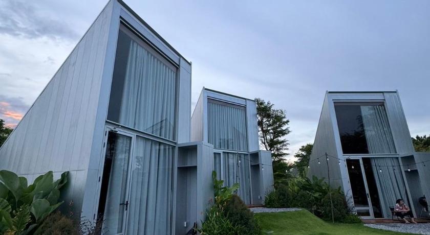 Hua Hin / Cha-am Pause Pranburi 4-Star Hotel pool