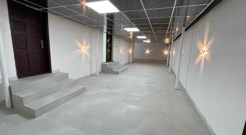 アジュマーン Garden Villa 3, Rawda 3,Ajman 3つ星 ゲストハウス プール