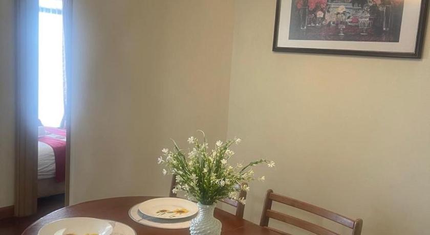 古晋 Riverbank Suites 904 4星级 民宿 餐厅