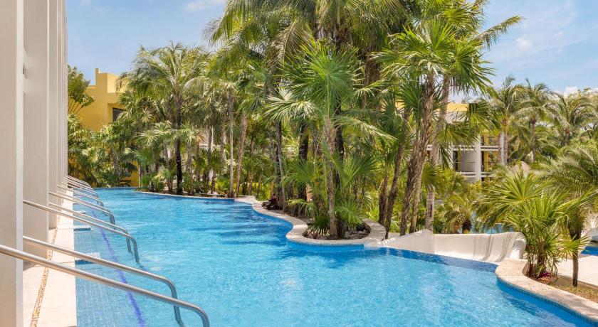 Image of Junior Suite Swim Up Pool View - All Inclusive 4