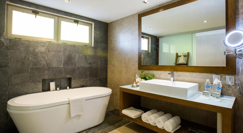 Image of Preferred Club Superior Junior Suite Ocean View King - All Inclusive 4