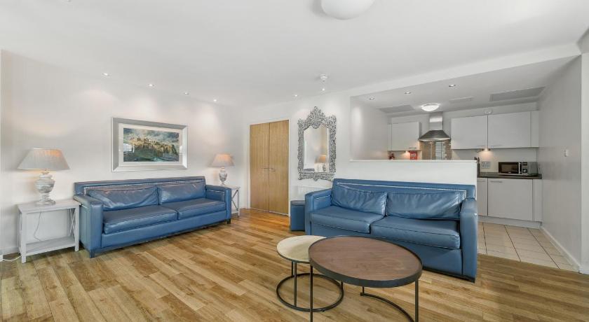 Image of 3 Bedroom Apartment 8