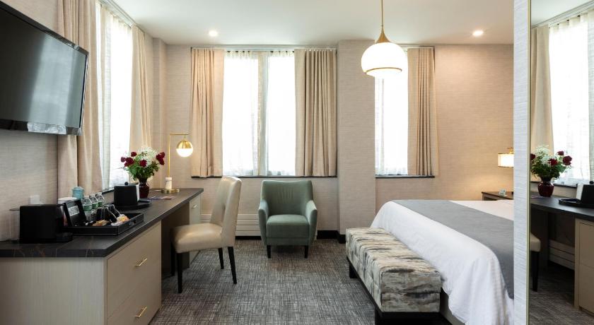 Image of Empire State King Terrace Room 3