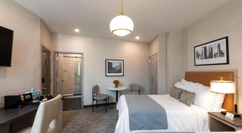 Image of Deluxe Two Full Beds 15