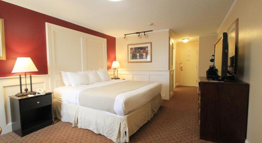 Fireside Inn & Suites Portland