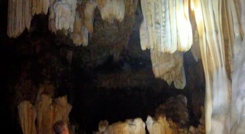 Bontang Rammang Rammang Ecolodge and Cafe Hotel restaurant