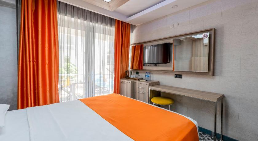 Imatge de Habitació Doble Econòmica - Planta Baixa (Economy Double Room - Ground Floor) 0