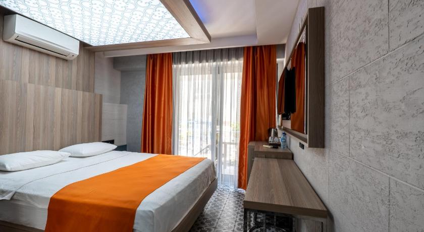 Imatge de Habitació Doble Econòmica - Planta Baixa (Economy Double Room - Ground Floor) 1