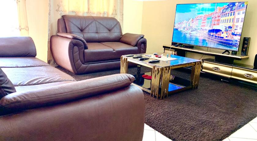 Grant Lexus Apartment Mimboman